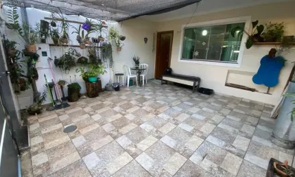 Casa com 3 quartos à venda na Maria Antonina Alves, 18, São João Batista, Belo Horizonte por R$ 460.000