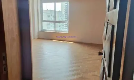 Apartamento  122m², 02 dormitórios, 02 banheiros e 01 vaga de garagem.  condomínio com portaria e salão de festas.  excelente localização