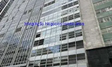 Conjunto comercial 256,23m² e 02 banheiros.  condomínio com recepção e segurança.  excelente localização á 5 minutos andando para a estação do metrô