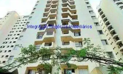 Condomínio com segurança, portaria, piscina, salão de festas e playground.  Excelente localização, entre as Alamedas dos Anapurus, dos Aicas