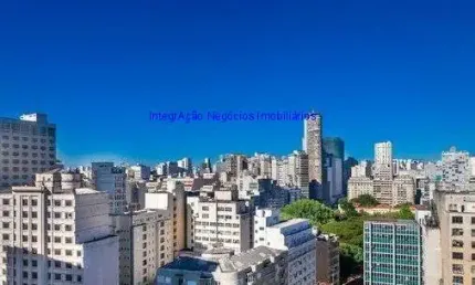 Apartamento MOBILIADO 45m², 02 dormitórios e 01 banheiro.  Condomínio com segurança, portaria, piscina, churrasqueira e salão de festas.  Excelente
