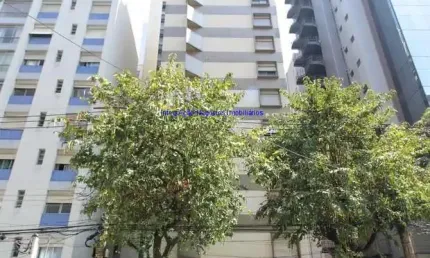 Apartamento134,14m², 03 dormitórios (sendo 01 suíte), 03 banheiros e 01 vaga de garagem.  condomínio com segurança e portaria.  excelente localização