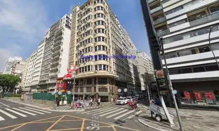 Conjunto Comercial 70m² e 01 banheiro.  Condomínio com Recepção e Portaria.  Excelente localização, á 1 minutos andando para a estação do metrô
