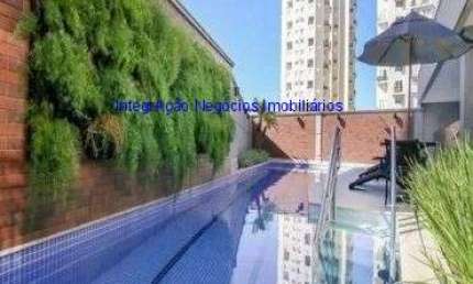 Condomínio com piscina, fitness, lavanderia , salão de festas, tudo novo.  Excelente localização à 3 minutos andando da Estação de Metrô Vila Madalena