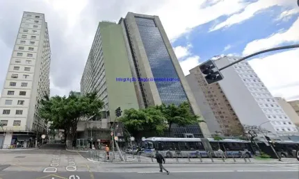 Conjunto Comercial 95m² e 01 banheiro.  Condomínio com recepção e segurança.  Excelente localização á 4 minutos Andando para a estação do metrô