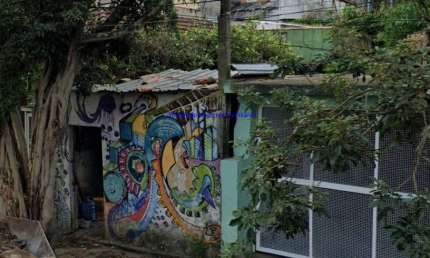 Terreno 350m².  Excelente localização, entre as Ruas Rodesia e Fidalga; Próximo da estação do metrô Vila Madalena.