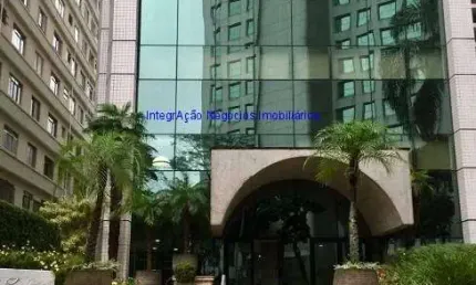 Conjunto Comercial 52m², 02 banheiros e 02 vagas na garagem.  Condomínio com Recepção e Segurança.  Excelente localização