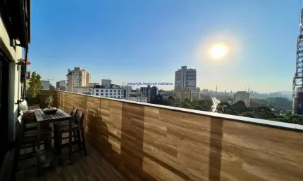 Apartamento Cobertura 85m², 01 dormitório (sendo 01 suíte), 02 banheiros e 01 vaga na garagem.  Condomínio com Segurança, Portaria, Playground