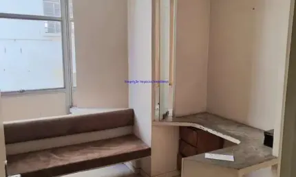 Conjunto comercial 35m², 01 sala, 01 e 01 banheiro.  condomínio com portaria e segurança.  excelente localização, á 4 minutos andando para a estação