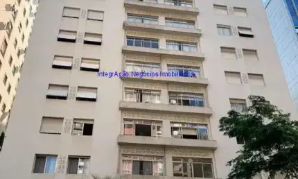 Apartamento 87m², 01 dormitório, 01 banheiro e 01 vaga de garagem.  Condomínio com segurança, portaria, playground e salão de festas.  Excelente
