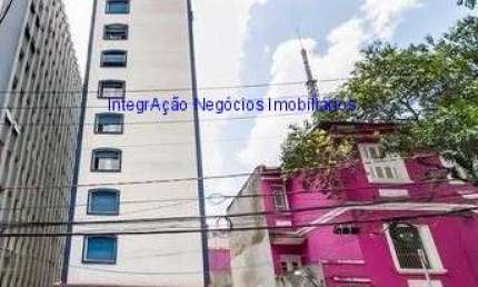 Apartamento 106m², 03 dormitórios, 03 banheiros e 01 vaga de garagem.  Condomínio com Segurança, Portaria, Área Verde, Churrasqueira e Espaço gourmet.