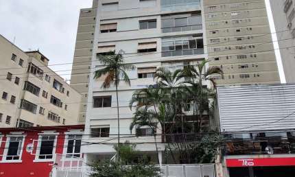 Apartamento 120m², 02 dormitórios, 02 banheiros e 01 vaga de garagem.  Condomínio com Segurança 24h por filmagem e monitorização.  Excelente localizaç