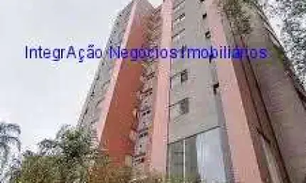 Apartamento 78m², 03 dormitórios (sendo 01 suíte), 02 banheiros e 02 vagas de garagem; armários planejados na cozinha, dormitórios e banheiros.