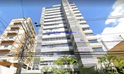 Conjunto comercial 50m²,  02 salas, 02 banheiros, 01 copa e 01 vaga na garagem.  condomínio com recepção e segurança.  excelente localização