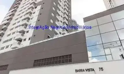 Condomínio com portaria, segurança, piscina, churrasqueira, academia, brinquedoteca, playground e salão de festa.  Excelente localização