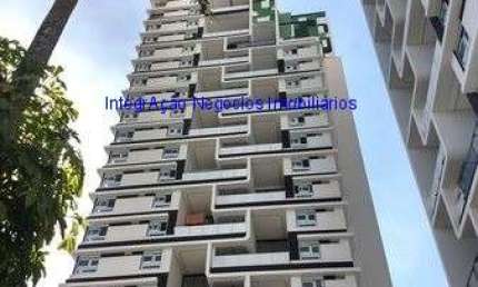 Apartamento 105m², 02 dormitórios (sendo suítes), 03 banheiros e 02 vagas na garagem.  Condomínio com portaria, segurança 24hrs, piscina, academia