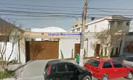 Galpão 719m² ,01 copa, 03 banheiros e 05 vagas de garagem.  Excelente localização entre as Ruas James Holland, Norma Pieruccini Giannotti