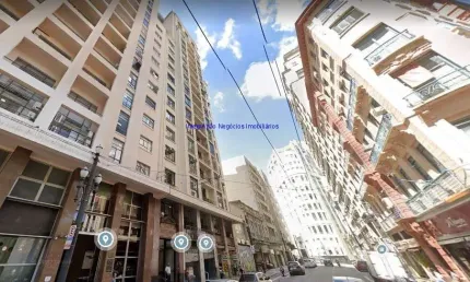 Conjunto Comercial 328,60m², 02 salas e 03 banheiros.  Condomínio com recepção e segurança.  Excelente localização á 3 minutos andando para a estação