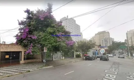 Casa 187,75 m², 02 dormitórios, 01 banheiro e 01vaga de garagem.  Excelente localização entre as Ruas Barão do Bananal, Ministro Ferreira Alves