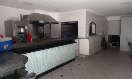 Loja 70m², 02 banheiros.  Excelente localização a 10 minutos  andando para a estação do metrô Luz; Entre as Avenidas Ipiranga, Rio Branco