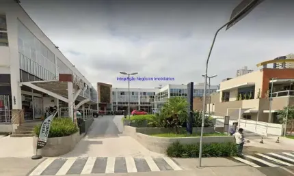 Loja 390m², 01 copa,  04 banheiros e 03 salas.  Excelente localização entre as Ruas Catão, Camilo e  Francisco Alves; Próximo da estação de trem Lapa.