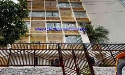 Apartamento 47m², 01 dormitório e 01 banheiro.  Condomínio com portaria, segurança 24hrs.  Excelente localização entre as Ruas Conselheiro Nébias