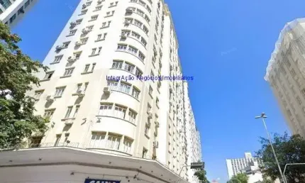 Conjunto comercial 71m²e 01 banheiro.   condomínio com recepção e segurança 24hrs.  excelente localização