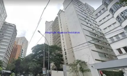 Conjunto comercial 70m², 02 banheiros.  condomínio com recepção e segurança 24hrs.  excelente localização entre as avenidas higienópolis.