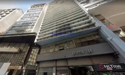 Conjunto comercial 70m², 03 salas e 02 banheiros.    condomínio com recepção e segurança 24hrs.   excelente localização.