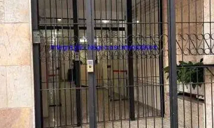 Apartamento 50m², 01 dormitório e 01 banheiro.   condomínio portaria.  excelente localização á 10 minutos andando para a estação do metrô consolação;