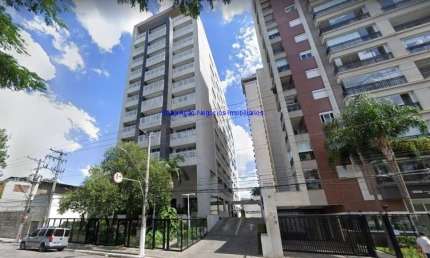 Conjunto Comercial 39m², 01 sala, 01 banheiro e 01 vaga na garagem.  Condomínio com recepção e segurança 24hrs,  Excelente localização.