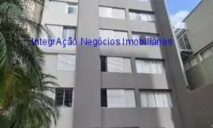 Apartamento 89m², 02 dormitórios,  01 banheiro e 01 vaga na garagem.    condomínio com portaria 24hrs, piscina e salão de festa.
