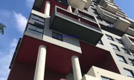 Apartamento 65m², 02 dormitórios (sendo 01 suíte), 02 banheiros e 01 vaga na garagem.   Condomínio com portaria, segurança 24hrs, piscina, sauna.