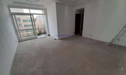 Apartamento 96.90m², 03 dormitórios e 02 banheiros.   Condomínio com portaria e segurança 24hrs.  Excelente localização