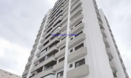 Apartamento 98m², 03 dormitórios (sendo 01 suíte), 02 banheiros e 02 vagas na garagem.    Condomínio com portaria, segurança 24hrs, piscina.