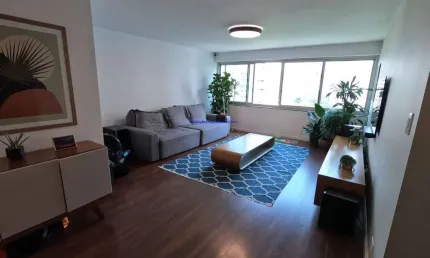 Apartamento 150m², 03 dormitórios (sendo 01 suíte), 02 banheiros e 02 vagas na garagem.   condomínio com portaria 24hrs, piscina, salão de festa.