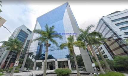 Conjunto Comercial 381m², 03 banheiros e 15 vagas na garagem.    Condomínio com recepção e segurança 24hrs.   Excelente localização.