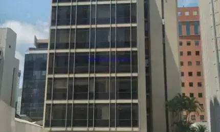 Loja 350m², 02 banheiros e 12 vagas na garagem.   excelente localização á 3 minutos andando para a estação do metrô vila olímpia; entre a rua funchal.