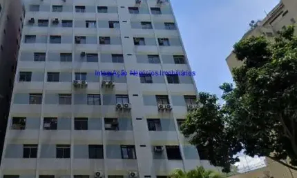 Conjunto Comercial 125m², 03 salas e 03 banheiros.  Condomínio com recepção e segurança 24hrs.  Excelente localização.