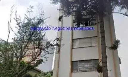Apartamento 210m², 03 dormitórios (sendo 01 suíte), 03 banheiros e 02 vagas na garagem.    condomínio com portaria 24hrs e salão de festa.