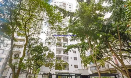 Apartamento cobertura 169m², 03 dormitórios, 03 banheiros e 02 vagas na garagem; possui piscina no terraço.   condomínio com portaria, segurança 24hrs