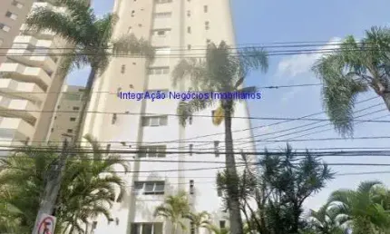 Apartamento 185m², 03 dormitórios (sendo 01 suíte), 02 banheiros e 01 vaga na garagem.    condomínio com portaria 24hrs, piscina e salão de festa.