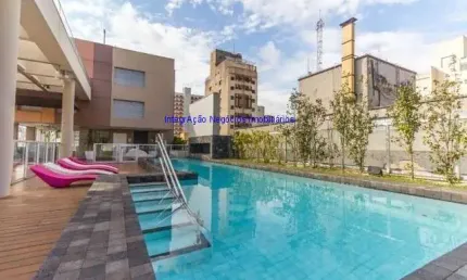 Condomínio com portaria, segurança 24hrs, piscina, salão de festa, churrasqueira, espaço gourmet e academia.   excelente localização