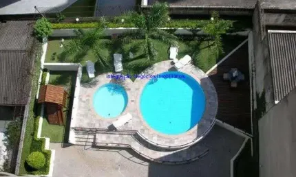 Apartamento 142m², 02 dormitórios (sendo 01 suíte), 02 banheiros e 03 vagas na garagem.  Condomínio com portaria24hrs, piscina, sauna, academia.
