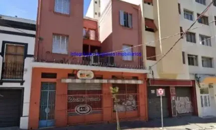 Prédio  800m²,  Primeiro piso: 01 loja, 01 baneheiro.  Segundo piso: 04 apartamentos e 04 banheiros.Terceiro piso:  04 apartamentos e 04 banheiros.