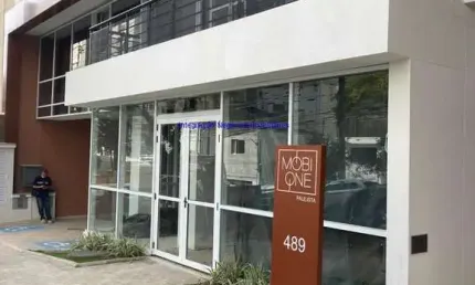 Apartamento 33m², 01 dormitório e 01 banheiro.    Condomínio com portaria, segurança 24hrs, salão de festa e academia.   Excelente localização
