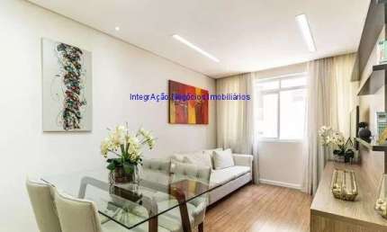 Apartamento 70m², 02 dormitórios e  01 banheiro.  Condomínio com portaria, segurança 24hrs.  Excelente localização á 7 minutos andando da estação