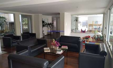 Apartamento 77m², 02 dormitórios, 02 banheiros e 01 vaga na garagem.    Condomínio com portaria, segurança 24hrs, Salão de festas e playground.