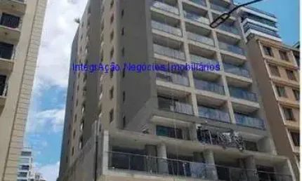 Apartamento studio 28m², 01 dormitório e 01 banheiro.   condomínio com portaria, segurança 24hrs, piscina, salão de festa e academia.