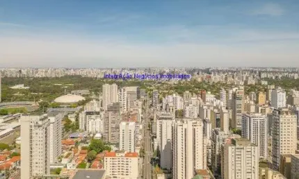Condomínio com portaria, segurança 24hrs,  salão de festa e jardim.  excelente localização á 9 minutos andando do metro brigadeiro;